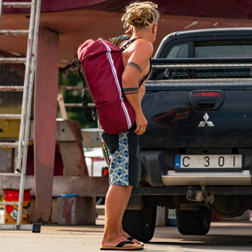 plecak na deskorolke worek skateboard bordowy