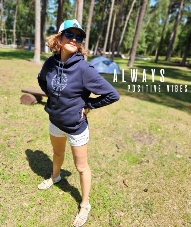 bluza z kapturem organiczna bawełniana granatowa navy z bawełny organicznej